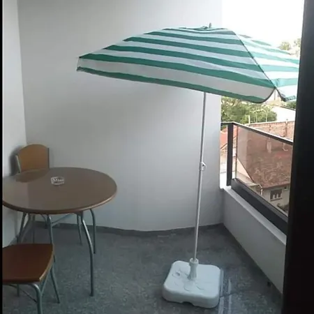 Simon Apartment